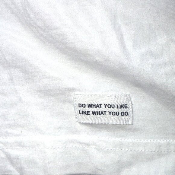 Life Is Good Women’s Long Sleeve Snow Graphic T-Shirt White Size Large - Picture 9 of 9